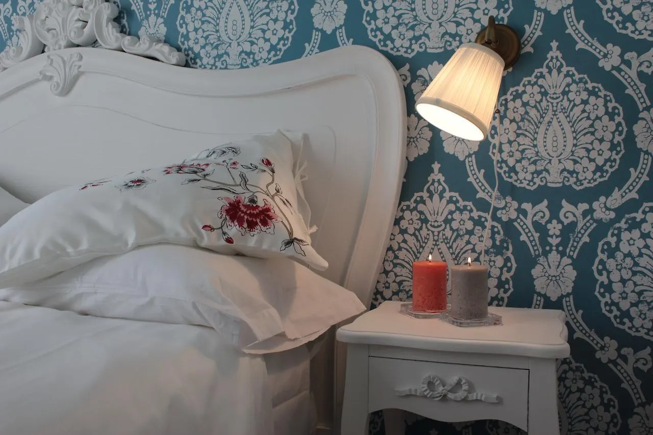 לינה וארוחת בוקר קטאניה Aitna B&B